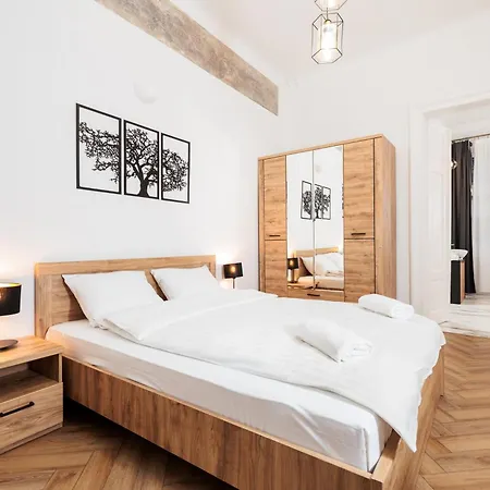 Of The Kings-poselska 24 * Krasków