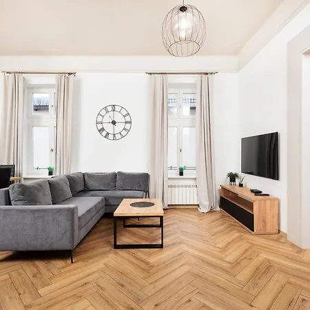 Of The Kings-poselska 24 Διαμέρισμα *