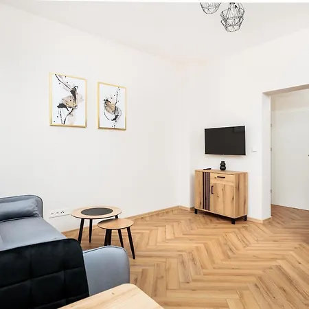 Of The Kings-poselska 24 Krasków