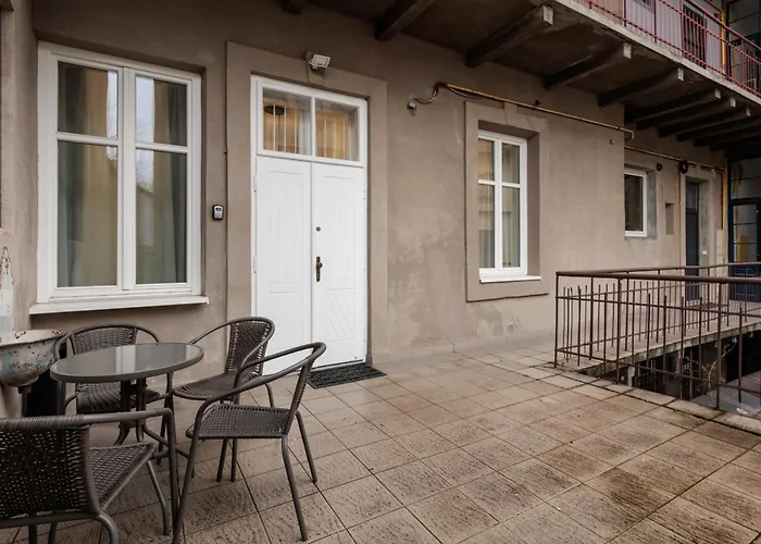 Of The Kings-poselska 24 *