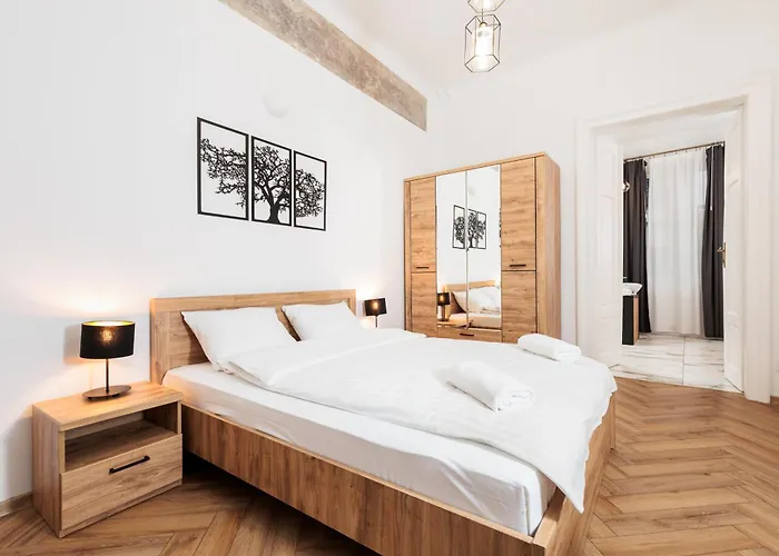 Of The Kings-poselska 24 * 크라쿠프