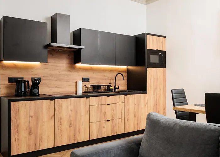 Of The Kings-poselska 24 *