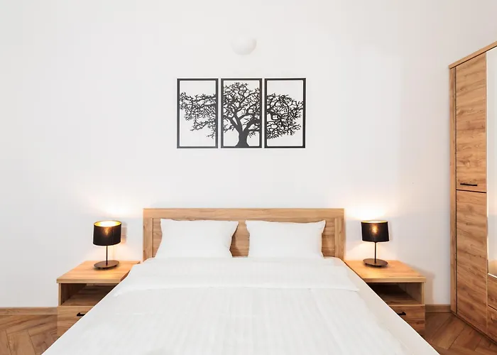 Of The Kings-poselska 24